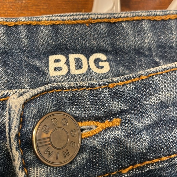 BDG Mid Rise Alexa Distressed Denim Shorts - Picture 5 of 10